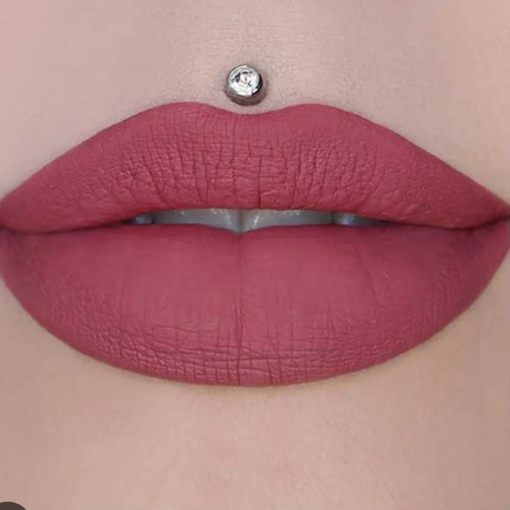 Jeffree Star Velour Longwear Liquid Lipstick Calabasas  NEW - Picture 2 of 4